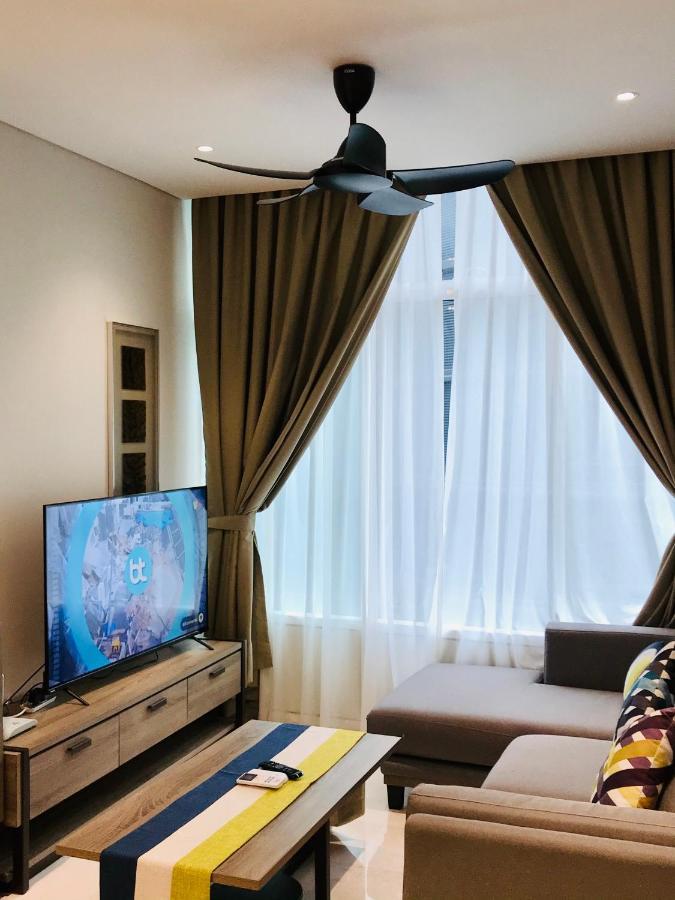 Sky Suites Klcc By Luna กัวลาลัมเปอร์ ภายนอก รูปภาพ
