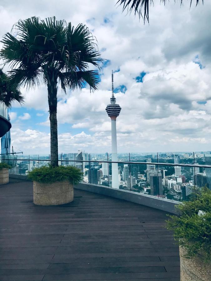 Sky Suites Klcc By Luna กัวลาลัมเปอร์ ภายนอก รูปภาพ