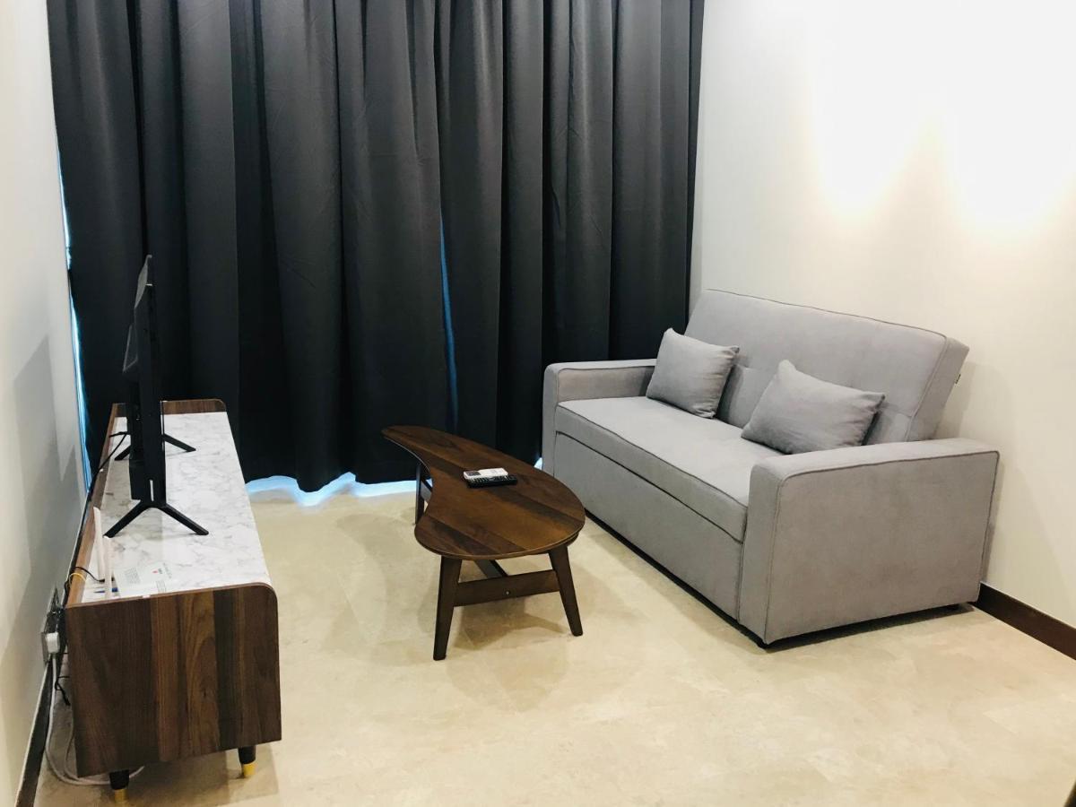 Sky Suites Klcc By Luna กัวลาลัมเปอร์ ภายนอก รูปภาพ