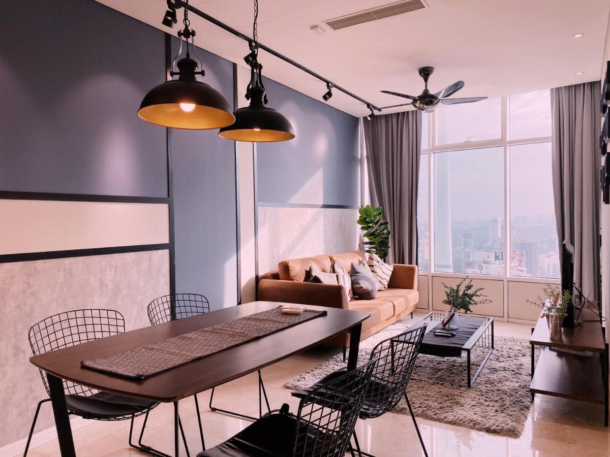 Sky Suites Klcc By Luna กัวลาลัมเปอร์ ภายนอก รูปภาพ