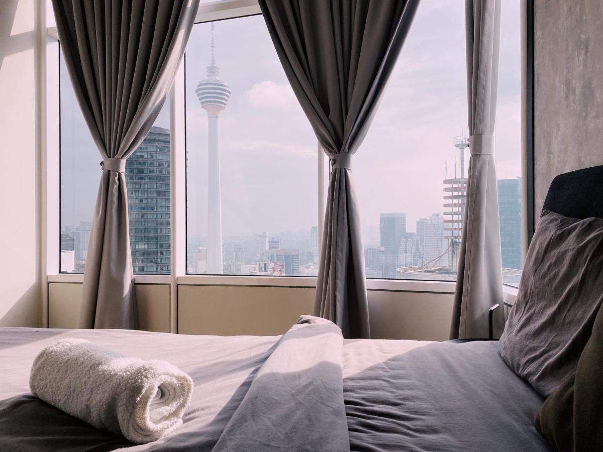 Sky Suites Klcc By Luna กัวลาลัมเปอร์ ภายนอก รูปภาพ