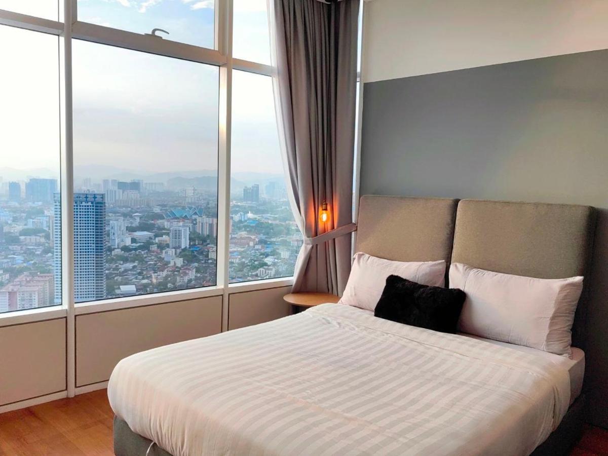 Sky Suites Klcc By Luna กัวลาลัมเปอร์ ภายนอก รูปภาพ
