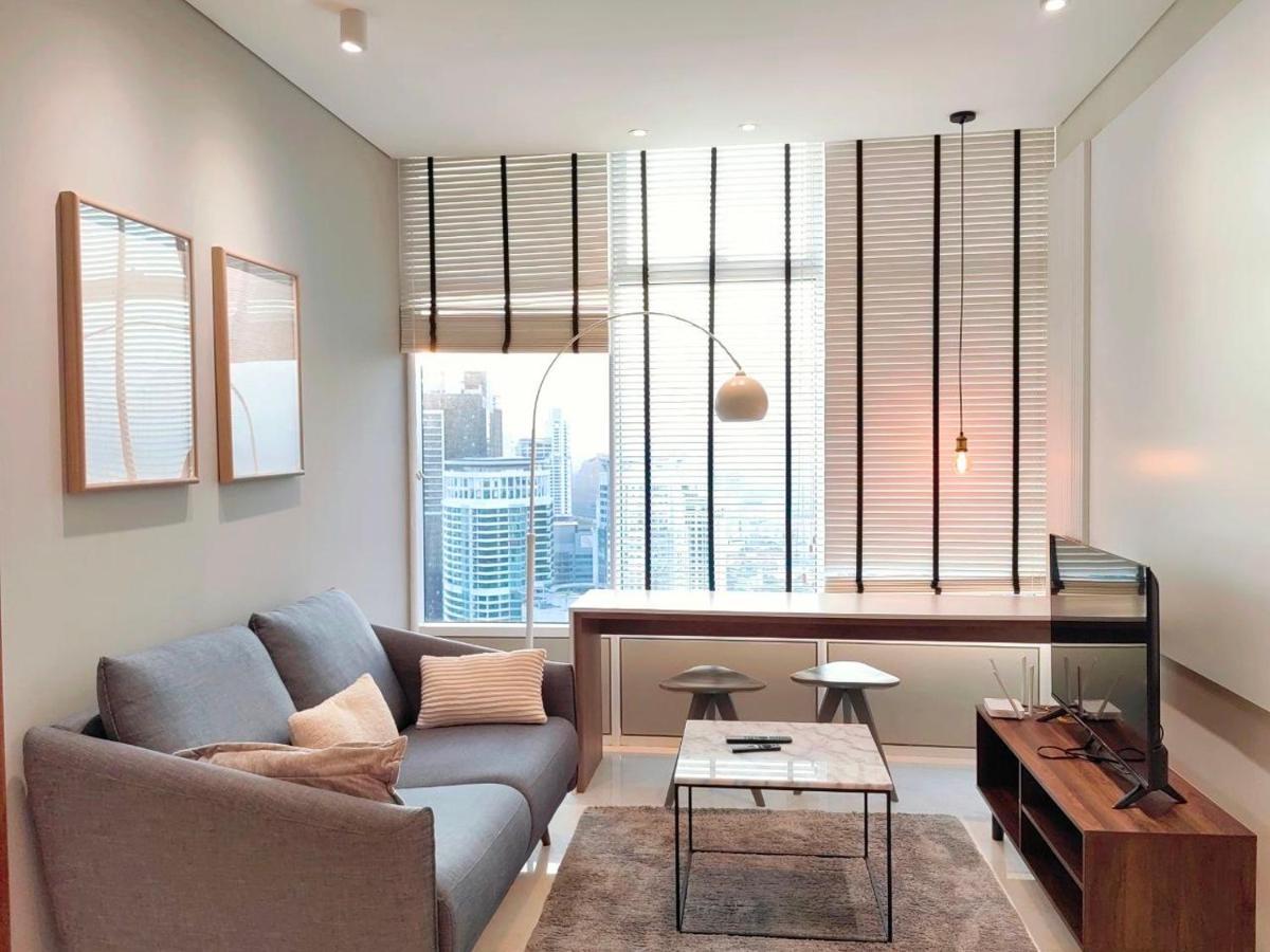 Sky Suites Klcc By Luna กัวลาลัมเปอร์ ภายนอก รูปภาพ