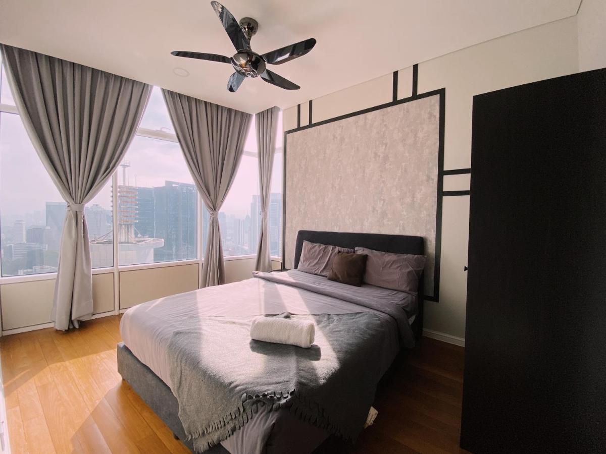 Sky Suites Klcc By Luna กัวลาลัมเปอร์ ภายนอก รูปภาพ