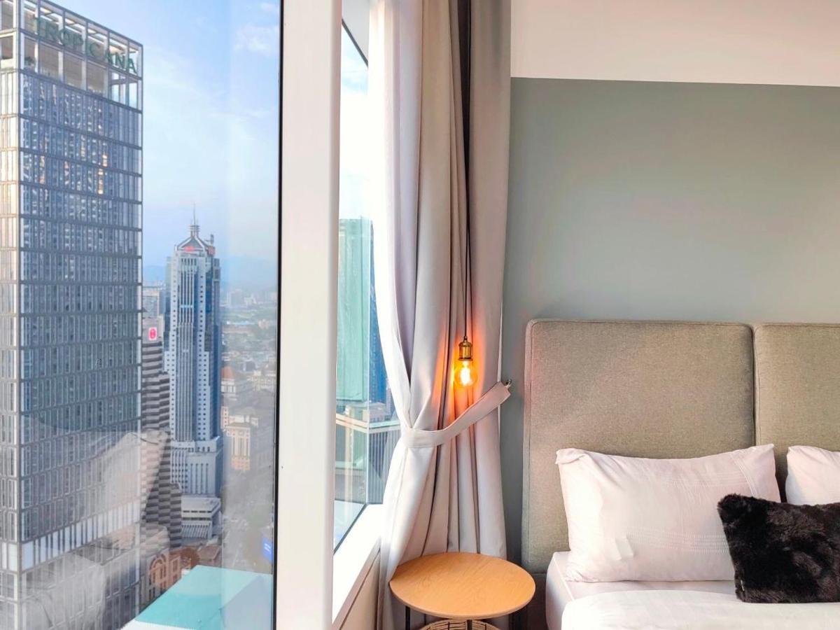 Sky Suites Klcc By Luna กัวลาลัมเปอร์ ภายนอก รูปภาพ