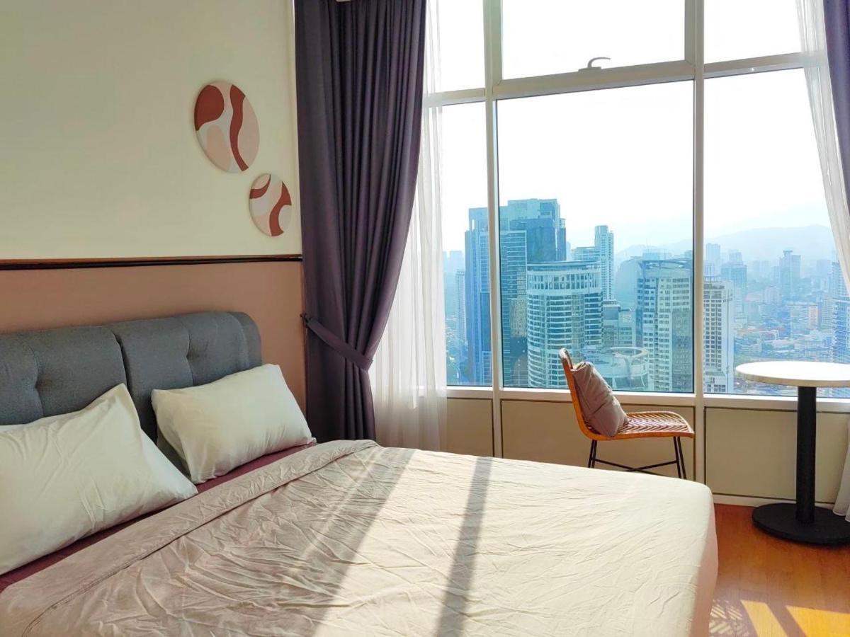 Sky Suites Klcc By Luna กัวลาลัมเปอร์ ภายนอก รูปภาพ