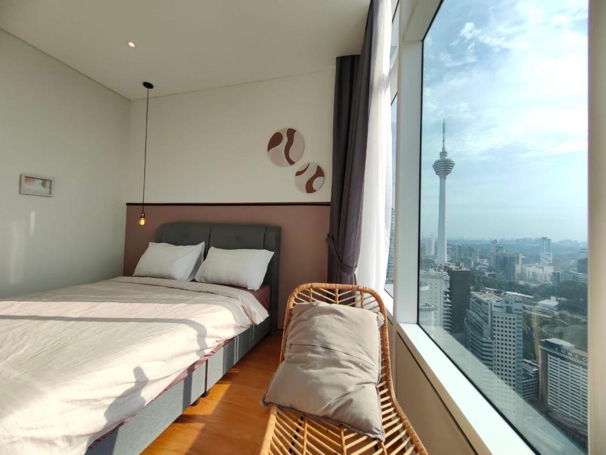 Sky Suites Klcc By Luna กัวลาลัมเปอร์ ภายนอก รูปภาพ