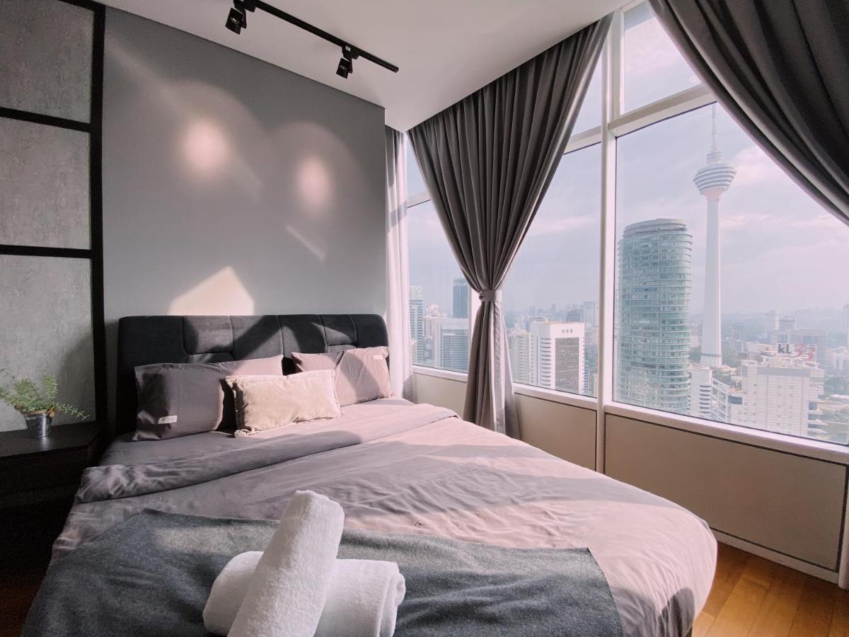 Sky Suites Klcc By Luna กัวลาลัมเปอร์ ภายนอก รูปภาพ